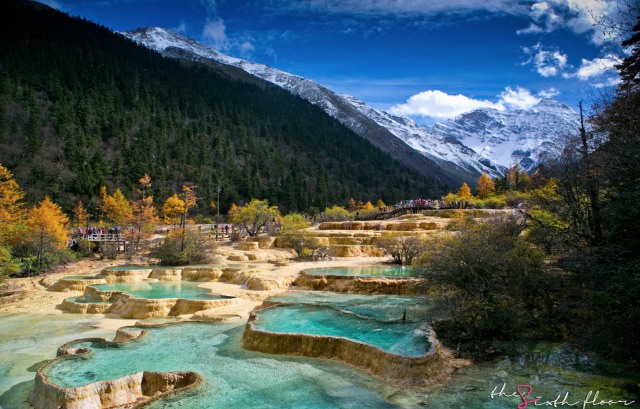 Beautiful Photo of Jiuzhaigou National Park in China