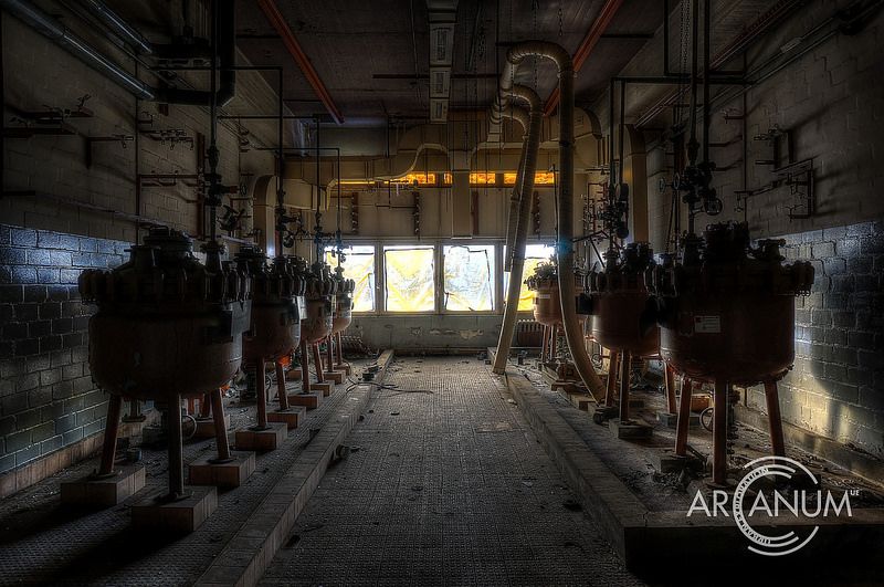 Exploring an abandoned photochemical factory 5