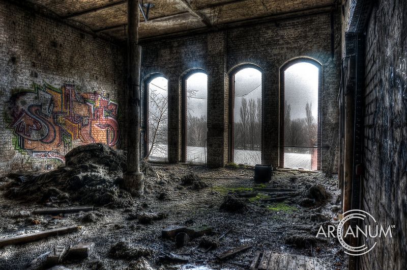 Urbex photography at an abandoned distillery 3